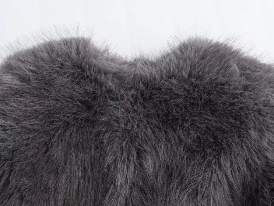 Faux fur jacket Traf 2024 Fall/Winter New Fashion Women's Faux Fur Effect Round Neck Long Sleeve Short Jacket