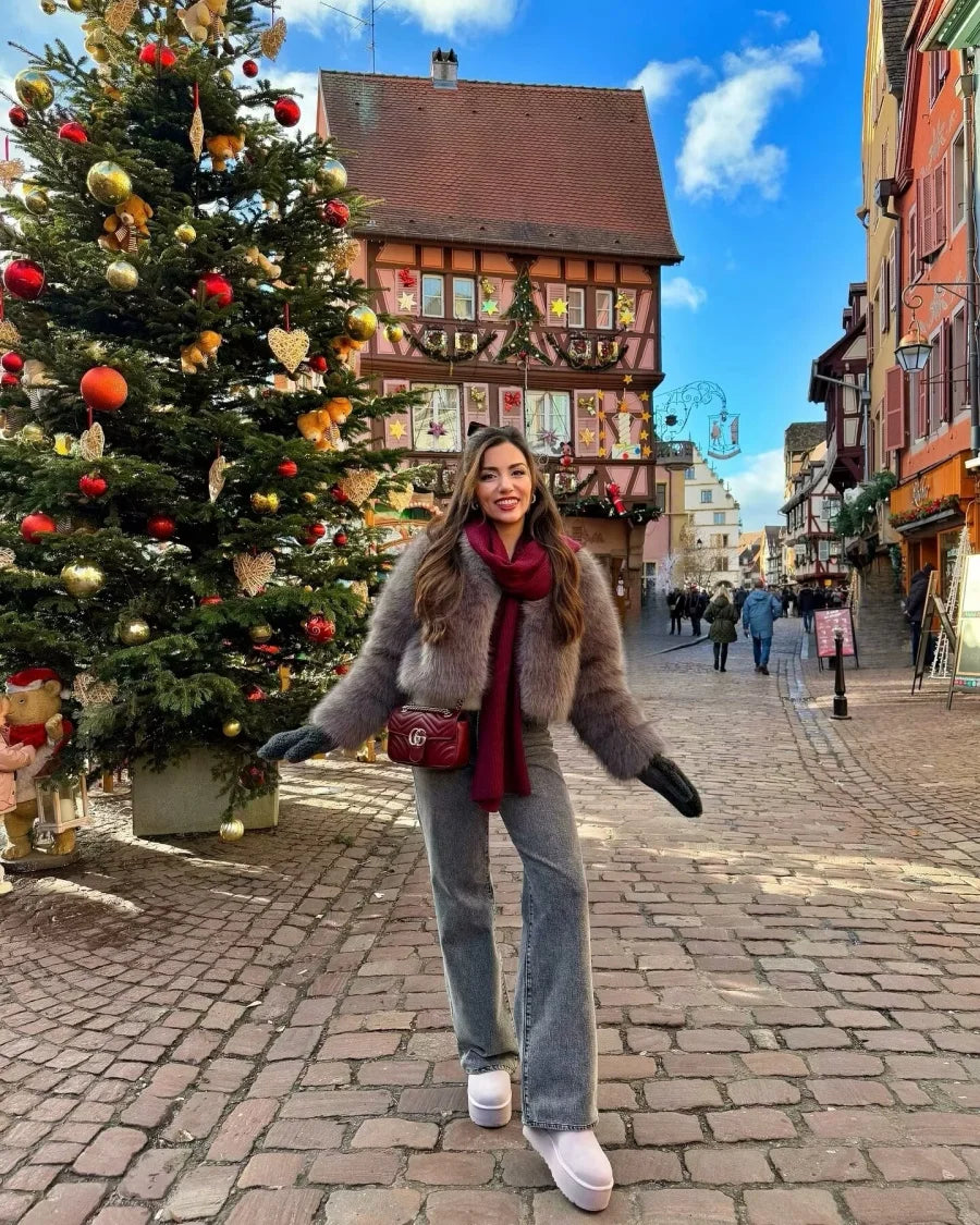 Faux fur jacket Traf 2024 Fall/Winter New Fashion Women's Faux Fur Effect Round Neck Long Sleeve Short Jacket